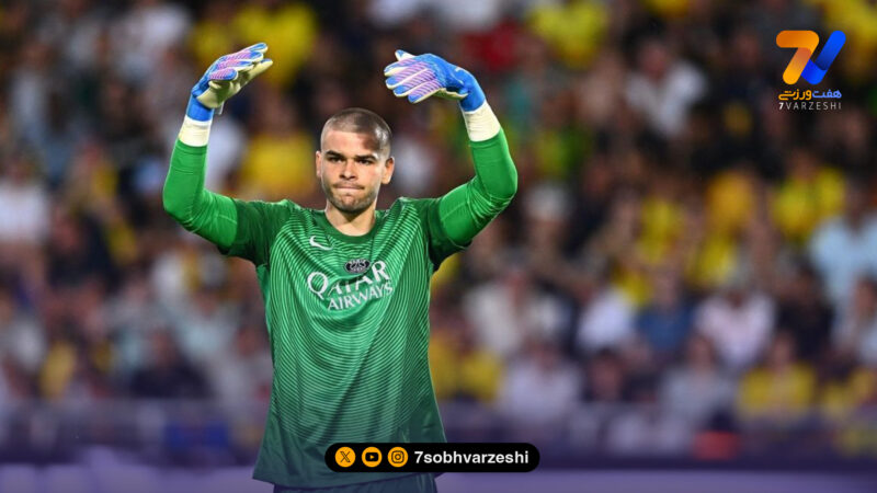 شوالیه برای نخستین‌بار سنگربان فرانسه شد و گل خورد!