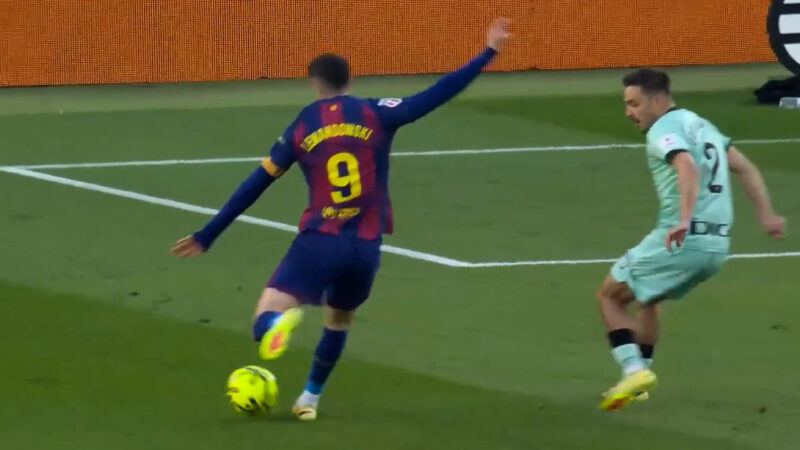 گل اول بارسلونا به بیلبائو توسط رابرت لواندوفسکی