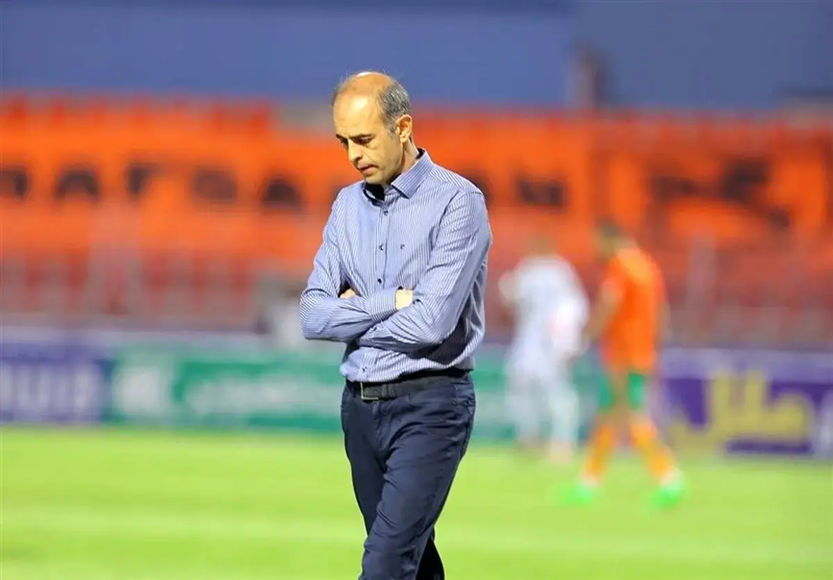 بازی مرگ و زندگی محرم با یک ایرانی الاصل - فوتبال