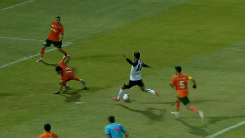 گل دوم سپاهان به مس رفسنجان توسط آرش رضاوند