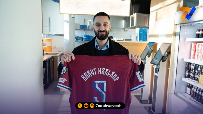 پیراهن تیم ملی تقدیم به برگر فروش محلی! +عکس 