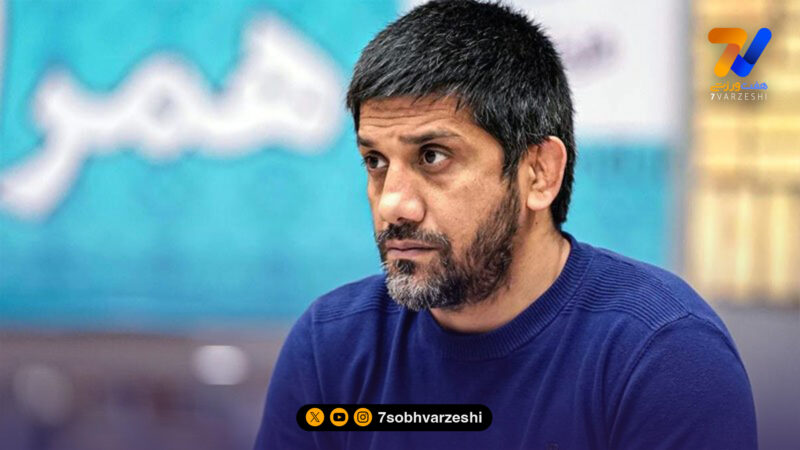 کنایه های تند دبیر به خادم؛ زور نزنید جهان پهلوان صدایتان کنند!