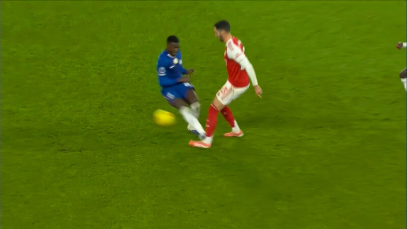 اخراج کایسدو در دیدار برابر آرسنال