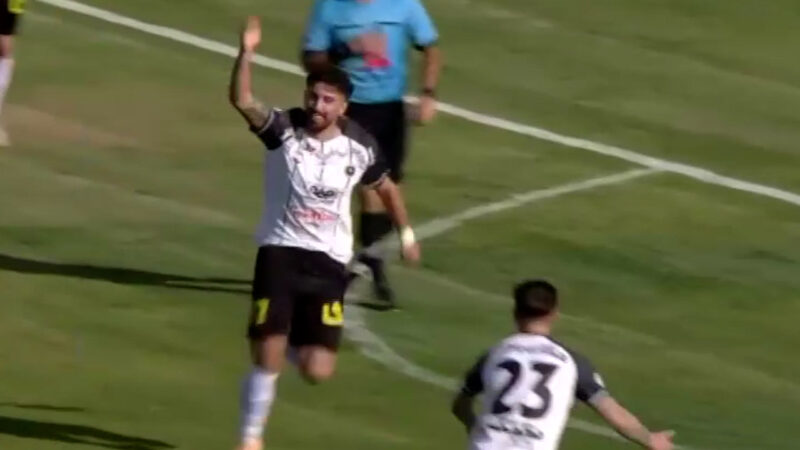 گل اول سپاهان به مس کرمان توسط محمد عسکری