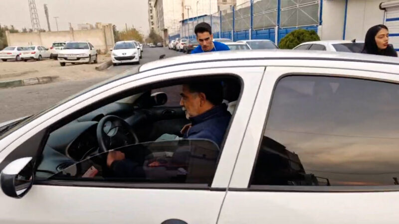 خروج فوری خارجی ها از تمرین استقلال؛ یاسر آسانی تمرین تمام نشده، رفت!