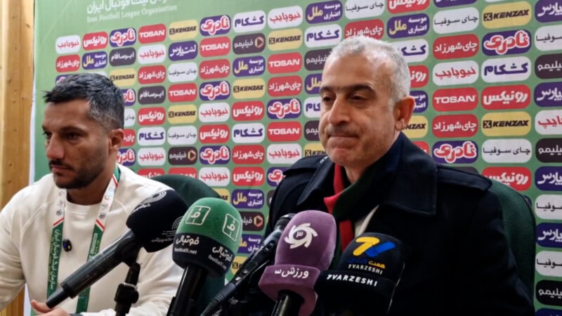 نسخه موبایلی VAR در کنفرانس سرمربی نساجی؛ فراز کمالوند: گل هوادار می تواند آفساید باشد!