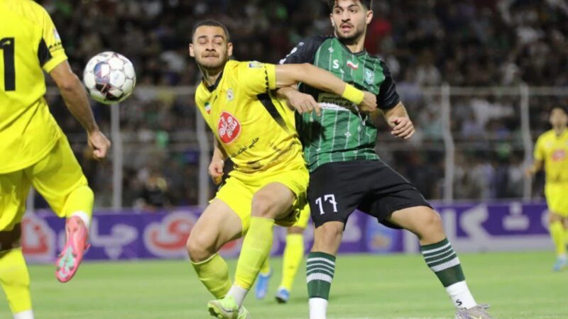 حاتم احمدی: دلیل قطع وصل شدن VAR در بازی‌های ما چی هست؟!