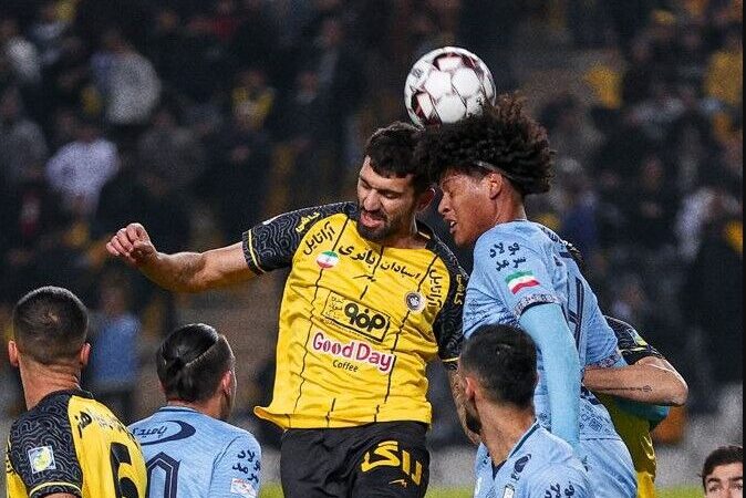 سپاهان قهرمان نیم فصل و استقلال در تلاش برای سوم شدن