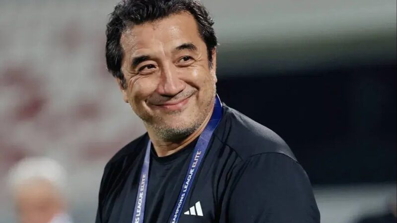 انتقاد مجری تلویزیون به خداداد عزیزی