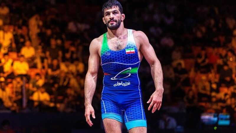 تیکه سنگین مجری به استقلال