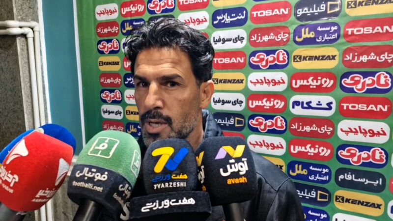 بادامکی: یک عده دوست ندارند مردم مشهد خوشحال باشند؛ زنوزی خودش را خراب کرد!