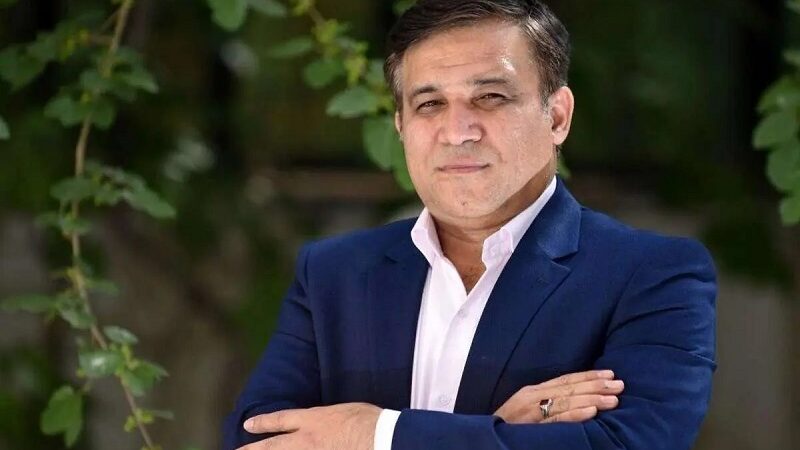 مدیرعامل استقلال خواننده شد؛ دیگر ای برگشته مژگان!