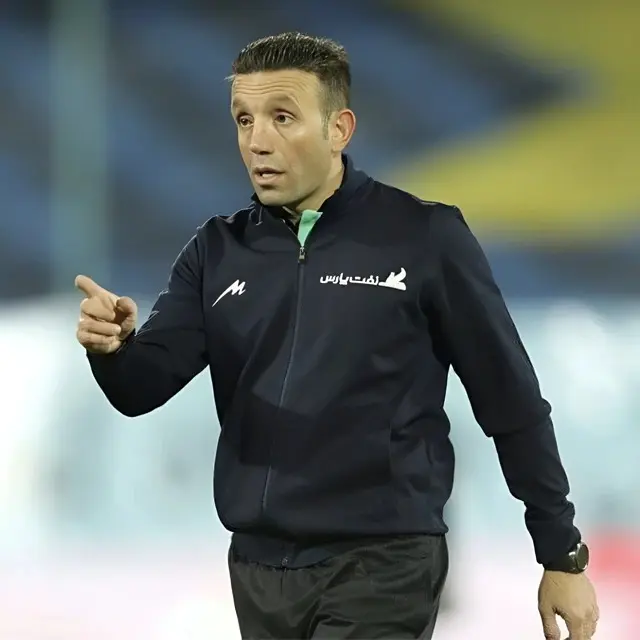 وحید کاظمی1