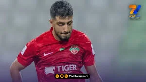 پوستر آسیایی با چهره ایرانی؛ مرصاد سیفی فیکس مقابل السد +عکس