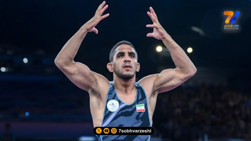 رحمان عموزاد و سعید اسماعیلی بر بام کشتی جهان