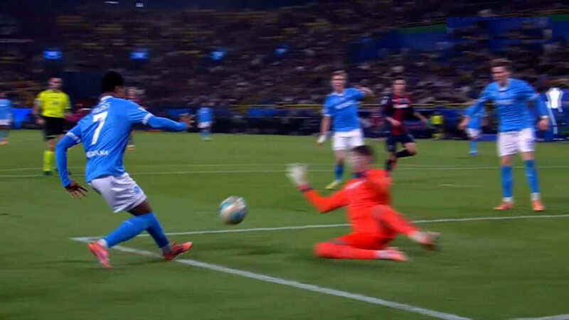 دبل دیدنی داوید نرس مقابل بولونیا