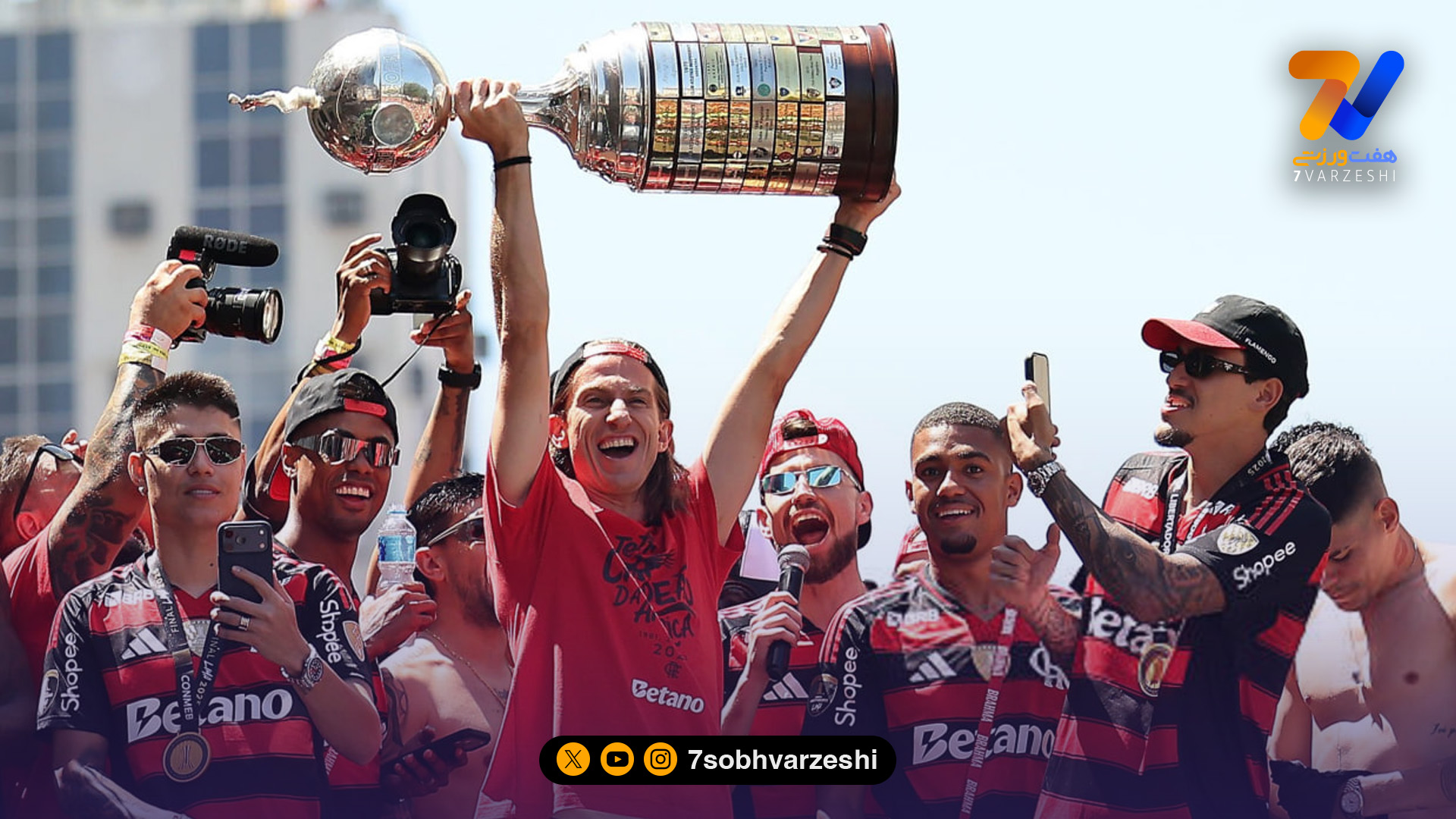 از نیمار تا رونالدینیو؛ ستارگانی که هم لیگ قهرمانان اروپا و هم لیبرتادورس را فتح کردند +عکس