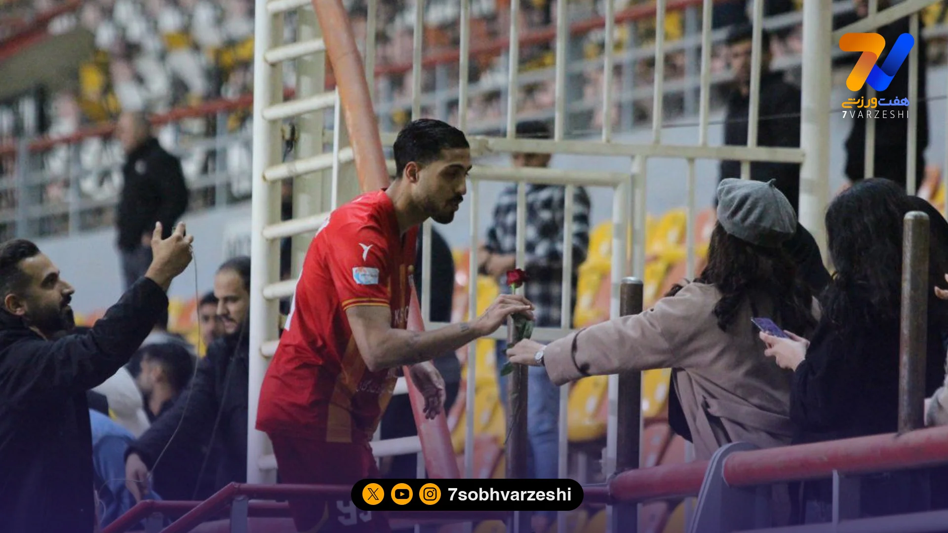 اولین یلدای مشترک با پیراهن فولاد؛ شب متفاوت سنگرگیر +عکس