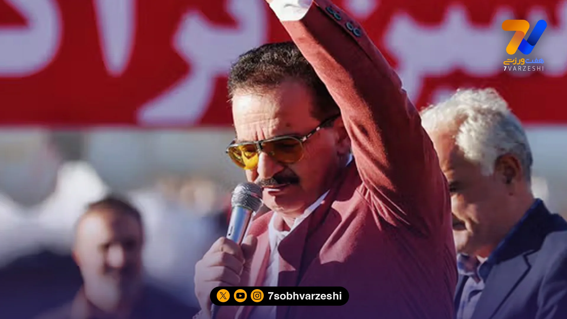 عذرخواهی رسمی زنوزی از کریم باقری روی آنتن زنده