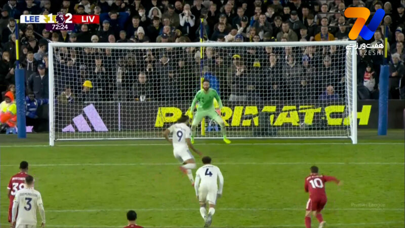 گل اول لیدز به لیورپول توسط کالورت لوین از روی نقطه پنالتی