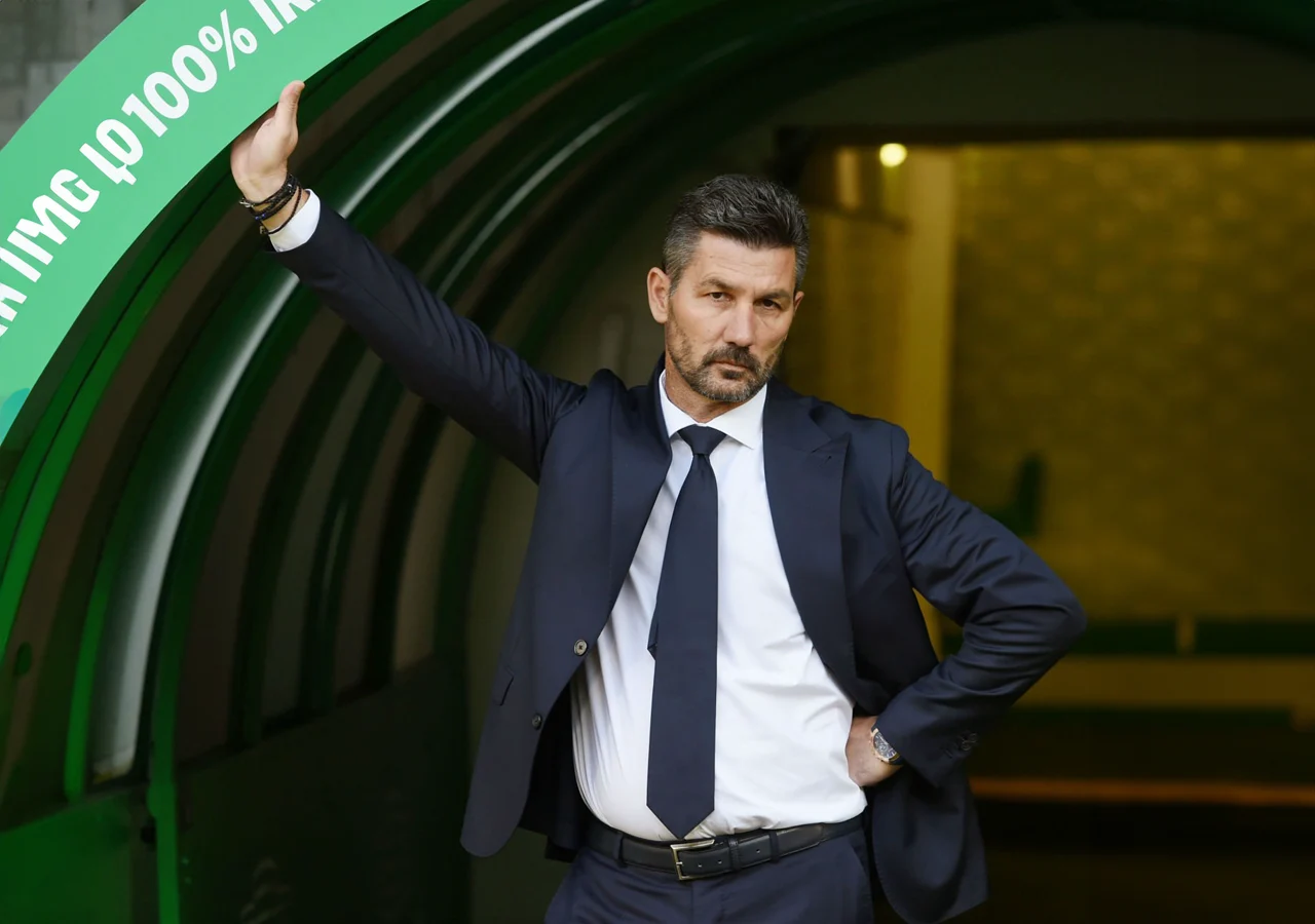 نگاه ورزشی | مارینوس اوزونیدیس سرمربی سابق گل‌گهر سیرجان