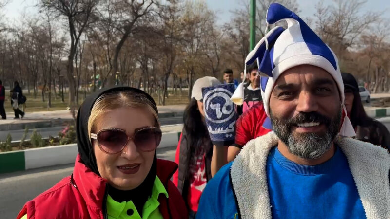 کری خوانی های بامزه زوج استقلالی پرسپولیسی در‌قاب هفت ورزشی