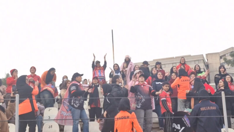 جشن دختران طرفدار نساجی در شهرک اکباتان