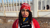بانوی هوادار پرسپولیس: به عشق افشین پیروانی بنر به ورزشگاه آوردم