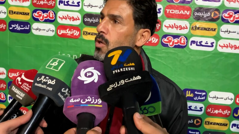 بادامکی: خیابانی با این حرف ها، فقط به خودش توهین می کند!