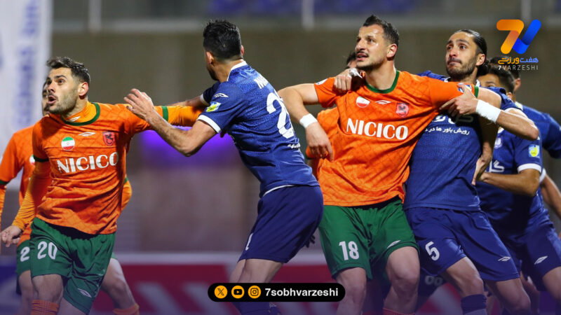 گل گهر روی دست گروسیان صعود کرد