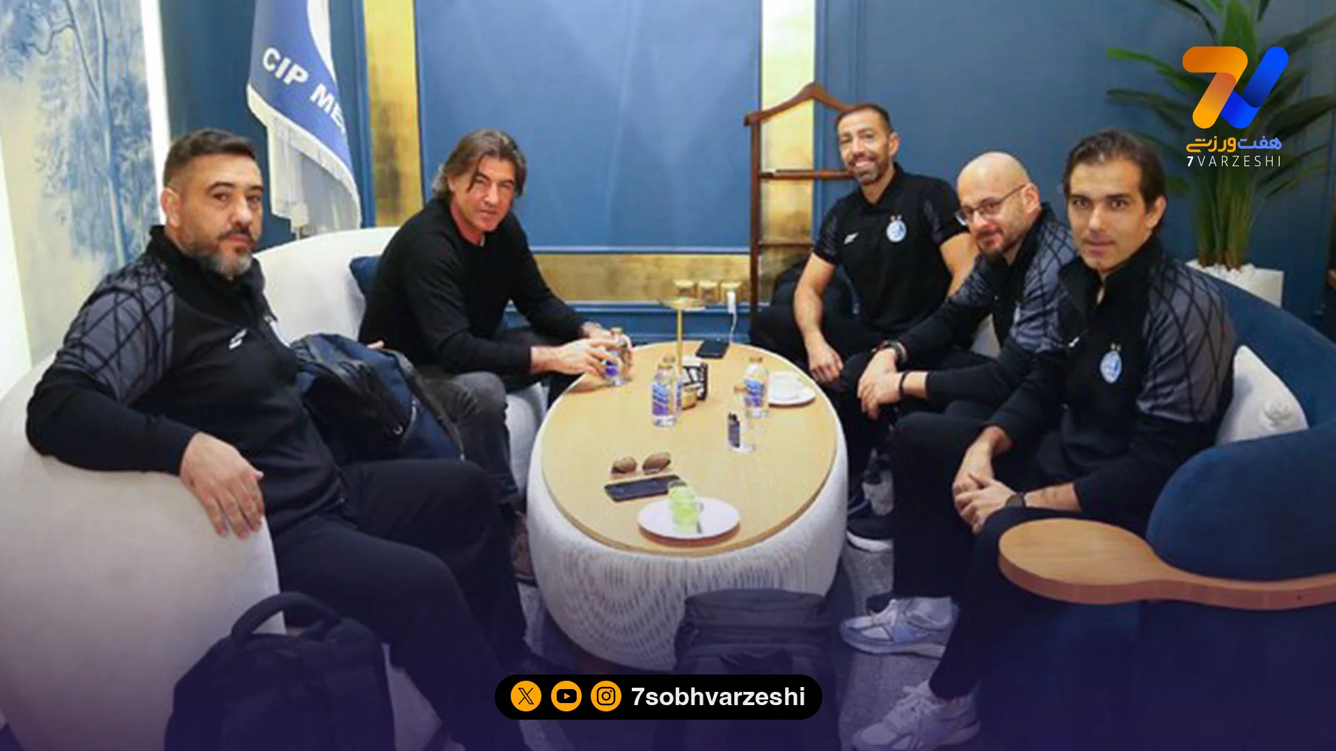 پرواز کاروان استقلال به بحرین