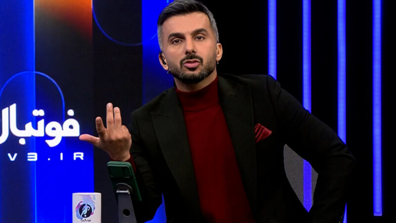 میثاقی: مجریان شبکه های دیگر بلاگر هستند و فضا را بدتر کردند