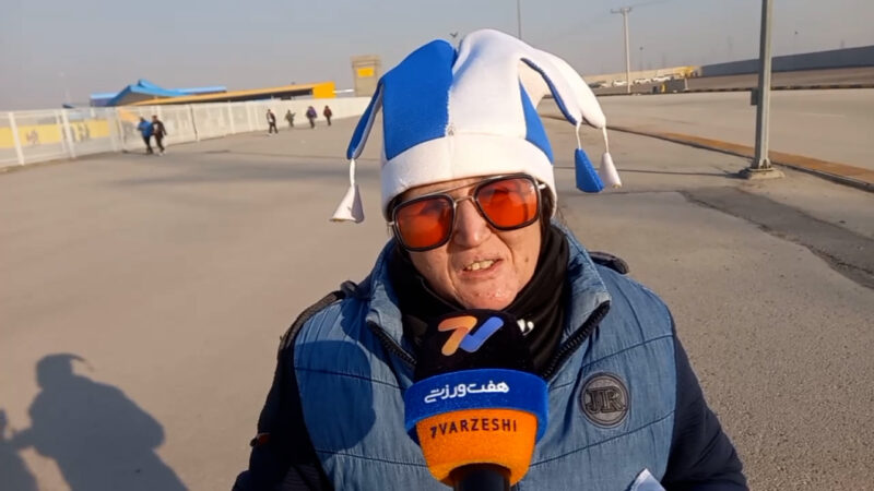 درد و دل خانم میانسال استقلالی: روزبه جان دوستت دارم ولی بد بازی می‌کنی/ فدراسیون دنبال قهرمانی پرسپولیس است