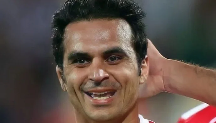 آرامگاه هادی نوروزی کاپیتان پرسپولیس