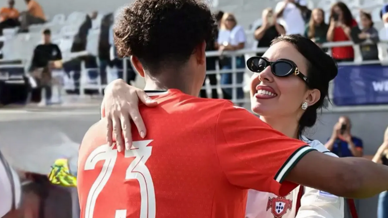 قاب خانوادگی| مادربزرگ کریستیانو رونالدو جونیور