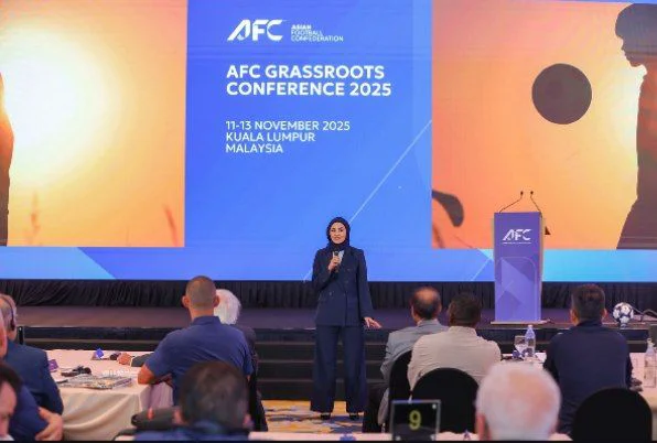 حضور بانوی ایرانی در ساختار فنی AFC؛ دهقانیان عضو پنل فوتبال پایه شد