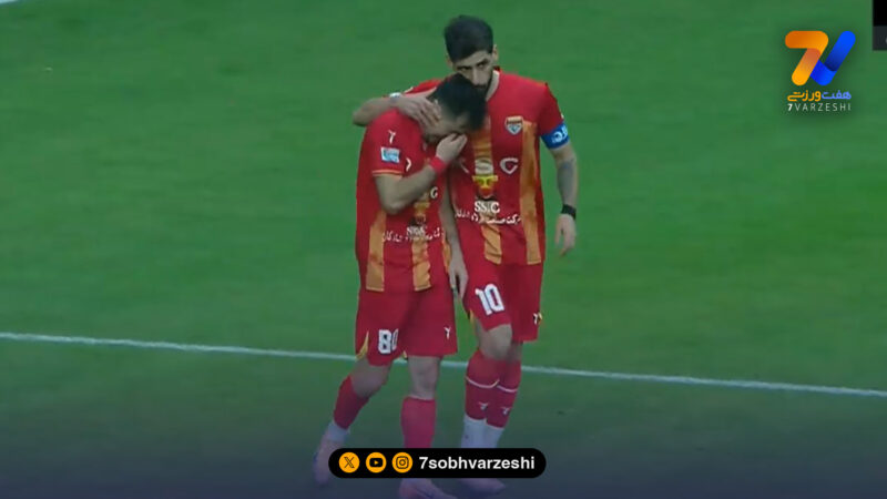 تسویه حساب فرشاد احمدزاده با اوسمار؛ گلزن گریان فولاد!