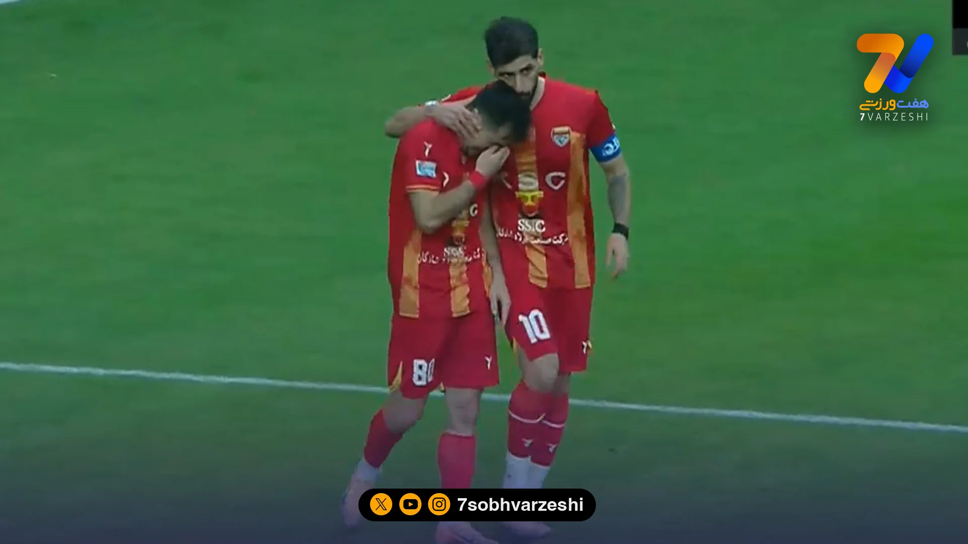 تسویه حساب فرشاد احمدزاده با اوسمار؛ گلزن گریان فولاد!