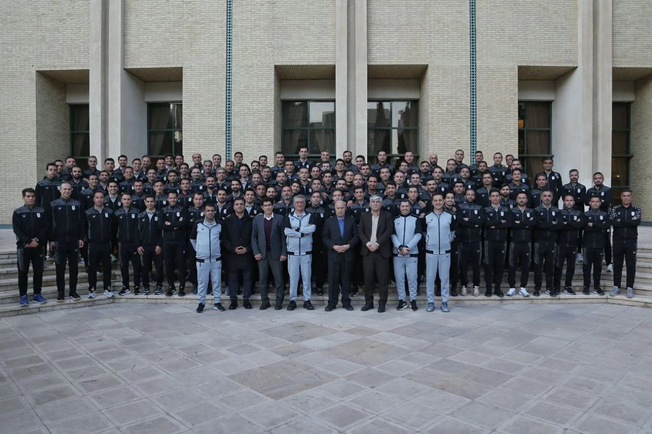 آموزش ۱۱۰ داور لیگ برتر در کرمان آغاز شد - فوتبال