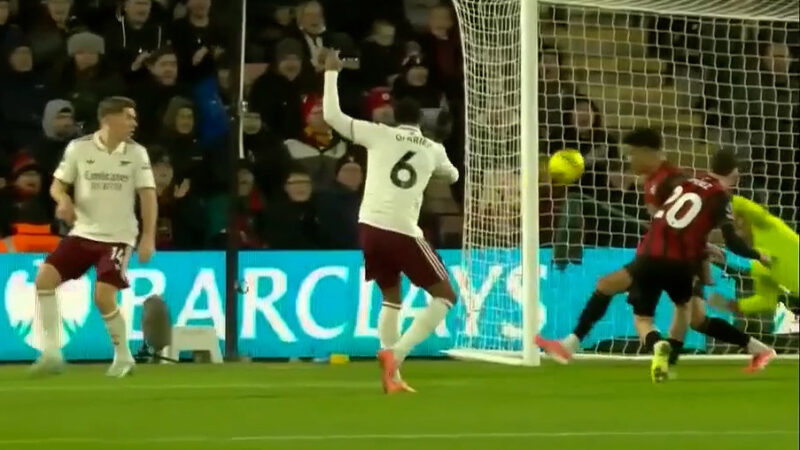 گل اول آرسنال به بورنموث توسط گابریل