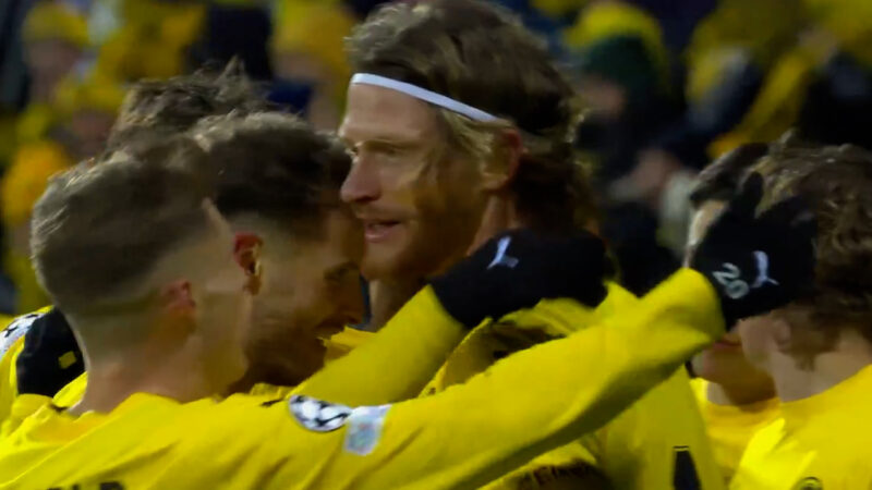 گل دوم بوده به منچسترسیتی با دبل کسپر هوگ