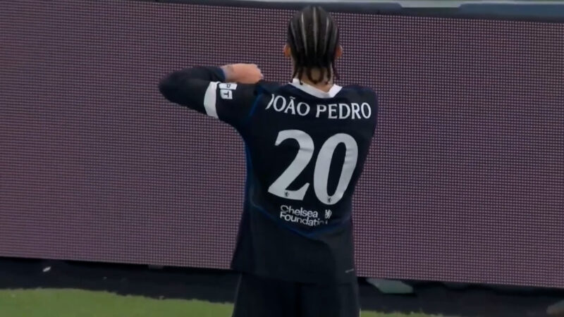 گل سوم چلسی به ناپولی توسط ژوائو پدرو