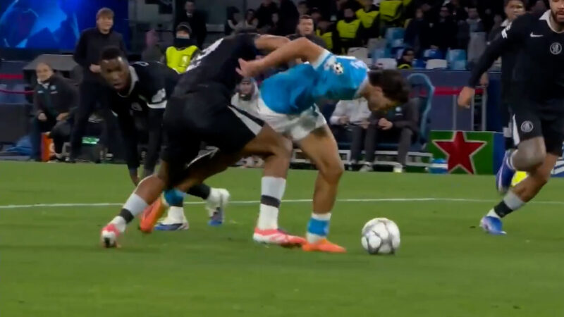 گل اول ناپولی به چلسی توسط ورگارا