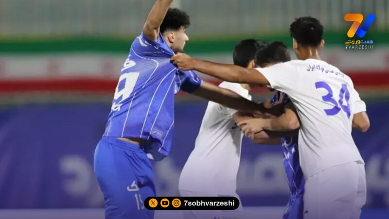 اعتراض تند استقلال خوزستان به داور بازی استقلال