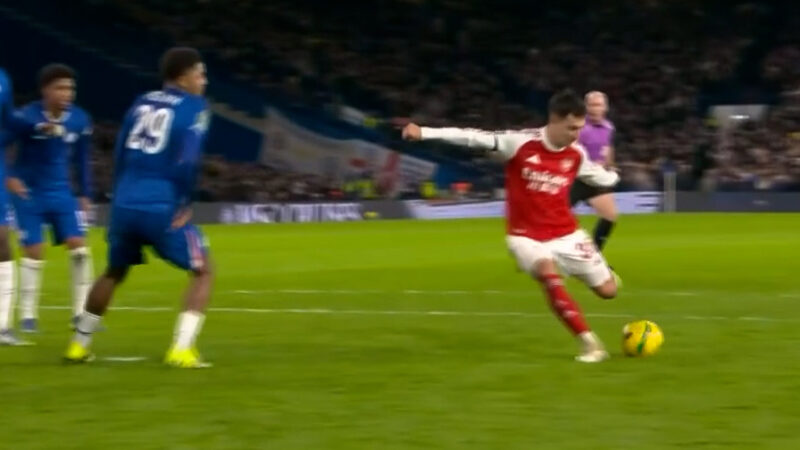 گل سوم آرسنال به چلسی توسط مارتین زوبیمندی