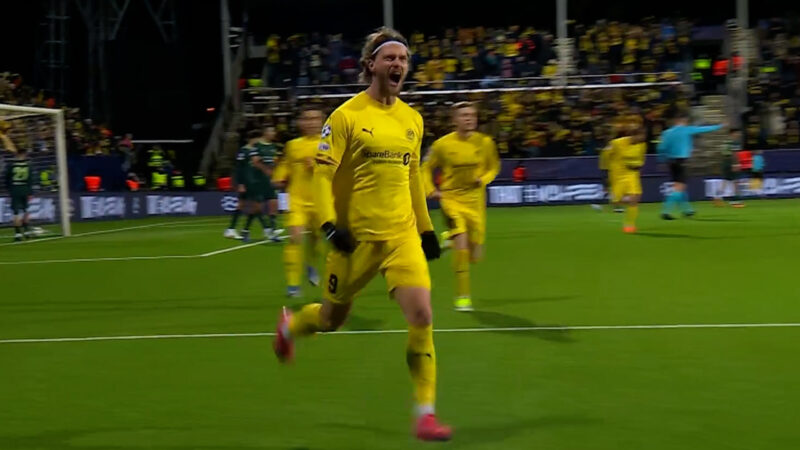 گل اول بوده به منچسترسیتی توسط کسپر هوگ