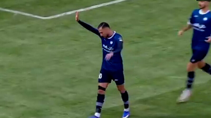 گل اول گل‌گهر به فجر سپاسی توسط تیکدری