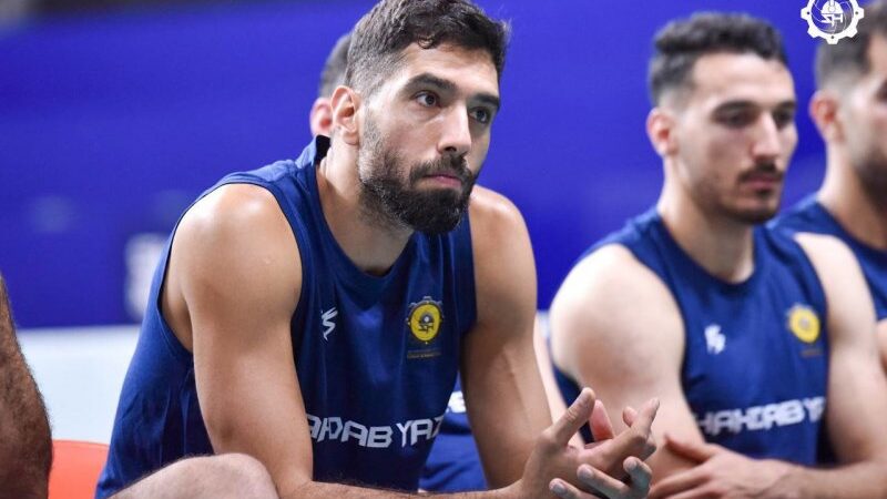 حواشی دیدار شهداب و پیکان؛ موسوی در آستانه جلسه با رئیس فدراسیون