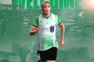 بیوگرافی احسان حسینی مدافع خیبر خرم‌آباد / شاگرد مهدی‌کیا، حضور در پرسپولیس و گلزنی به تیم سابق - فوتبال