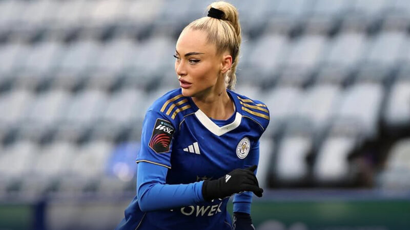 آلبوم تصاویر آلیشا لمان ستاره جنجالی فوتبال زنان در تیم جدیدش